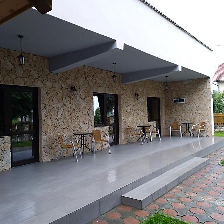 Casa Roka Appartement Ieşelniţa Buitenkant foto
