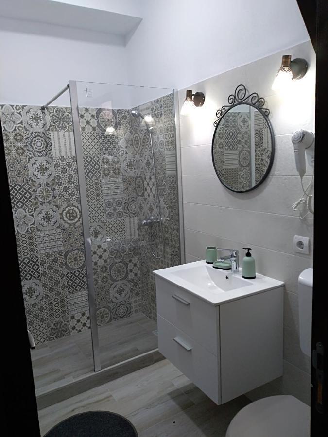 Casa Roka Appartement Ieşelniţa Buitenkant foto